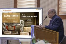 “AzerGold” QSC-nin müşaviri Bakı Dövlət Universitetində təqdimatla çıxış edib (FOTO)