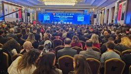 Azərbaycanın səhiyyə naziri XI Türk Tibb Dünyası Qurultayında çıxış edib (FOTO)