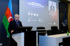 UNEC-də "Mühəndislik və Tətbiqi Elmlərin Aktual Problemləri" adlı I beynəlxalq elmi-praktiki konfrans (ICCPEAS 2025) öz işinə başlayıb