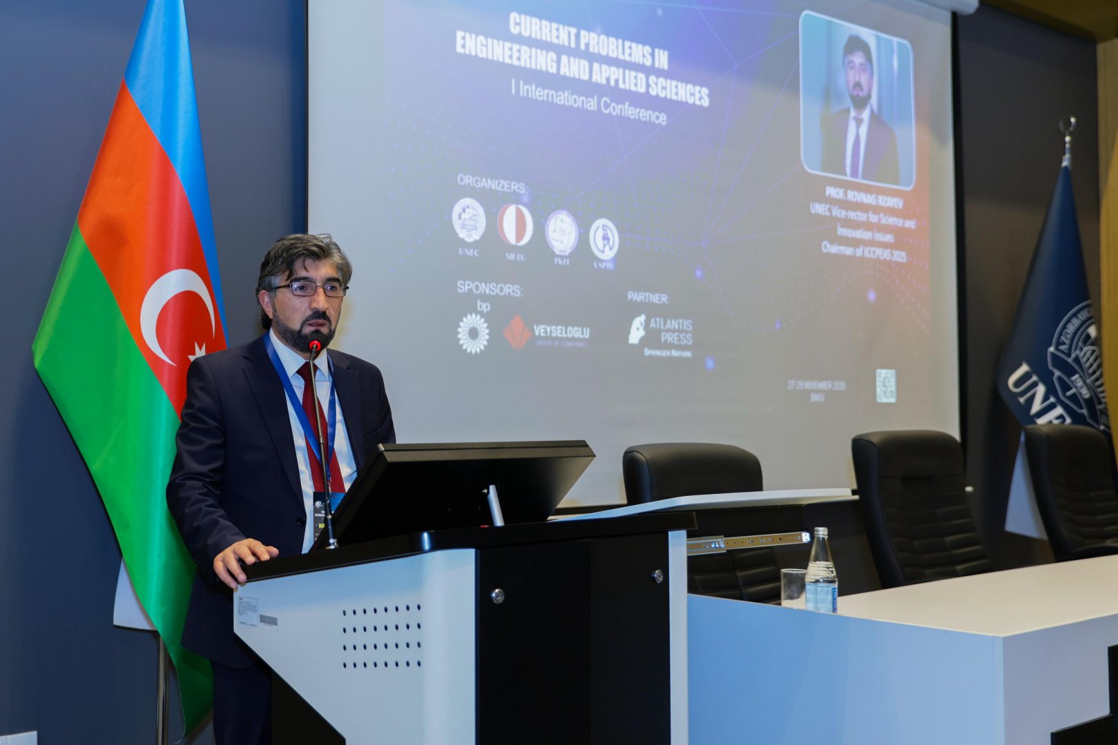 UNEC-də "Mühəndislik və Tətbiqi Elmlərin Aktual Problemləri" adlı I beynəlxalq elmi-praktiki konfrans (ICCPEAS 2025) öz işinə başlayıb