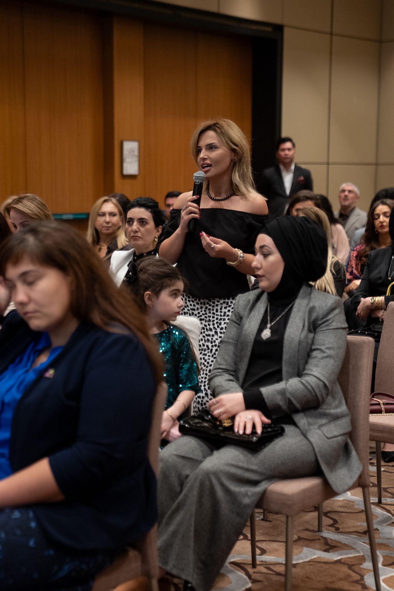 Qətərdə yaşayan Azərbaycan icması ilə görüş keçirilib (FOTO)