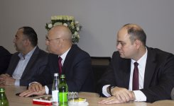 AzMİU-nun 50 illik yubileyi ərəfəsində Məzun Assosiasiyasının növbəti görüşü keçirilib (FOTO)