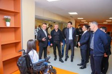 “Qarabağ” FK nümayəndələri Yeni Robotik Reabilitasiya Mərkəzini ziyarət ediblər (FOTO)