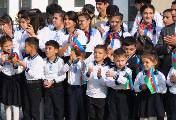 Horovlu kənd tam orta məktəbində 103 şagirddən ibarət 11 sinif formalaşdırılıb (FOTO)