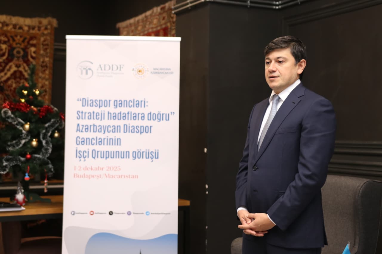 Budapeştdə diaspor gənclərinin toplantısı keçirilib (FOTO)