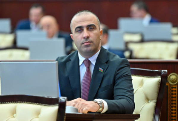 Xaricdə çalışan azərbaycanlıların qaynar nöqtələrdən uzaq durması vacibdir - Şərh