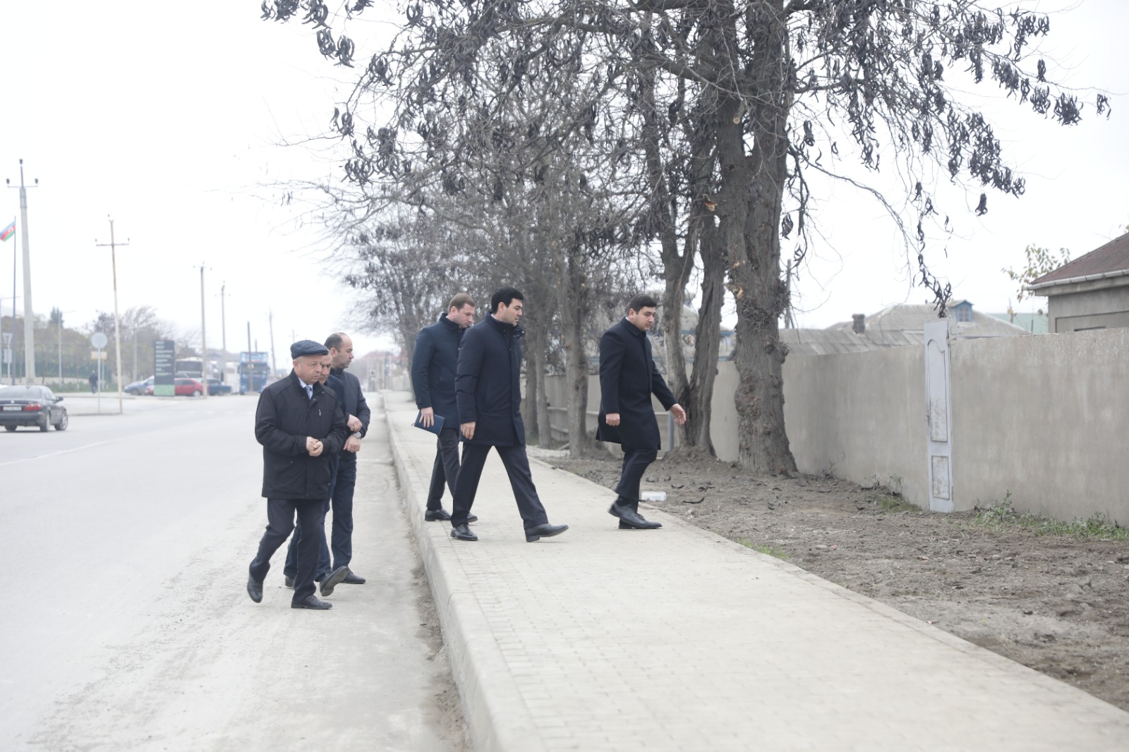Xudat şəhərində əsaslı təmir olunan Heydər Əliyev adına parkda son tamamlanma işləri görülür (FOTO)