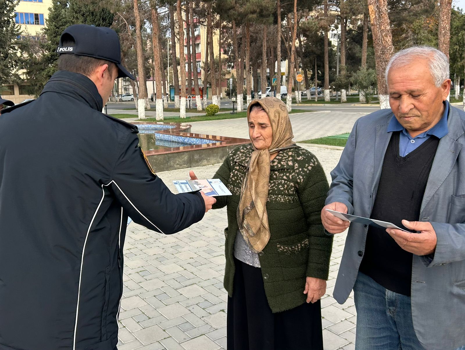 Erkən nikah və məişət zorakılığına qarşı maarifləndirici tədbirlər davam etdirilir (FOTO)