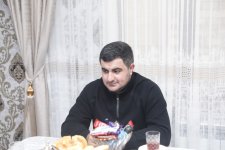 İcra başçısı şəhid Riyad Əliyarovun ailəsini ziyarət edib (FOTO)