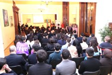 Azərbaycan diasporu yeni inkişaf mərhələsində (FOTO)