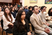 Azərbaycan diasporu yeni inkişaf mərhələsində (FOTO)