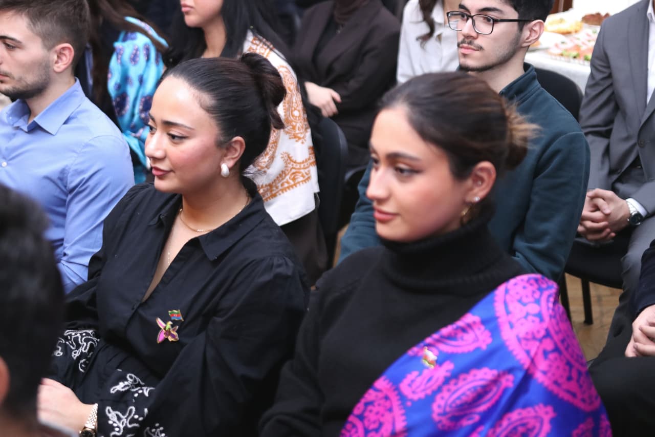 Azərbaycan diasporu yeni inkişaf mərhələsində (FOTO)