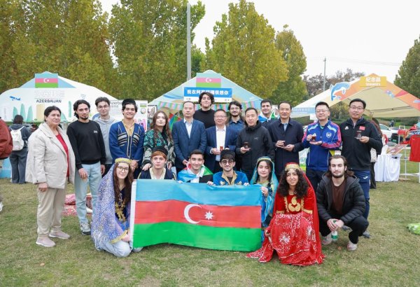 Azərbaycan Çinin beynəlxalq mədəniyyət festivalında təmsil olunub (FOTO)