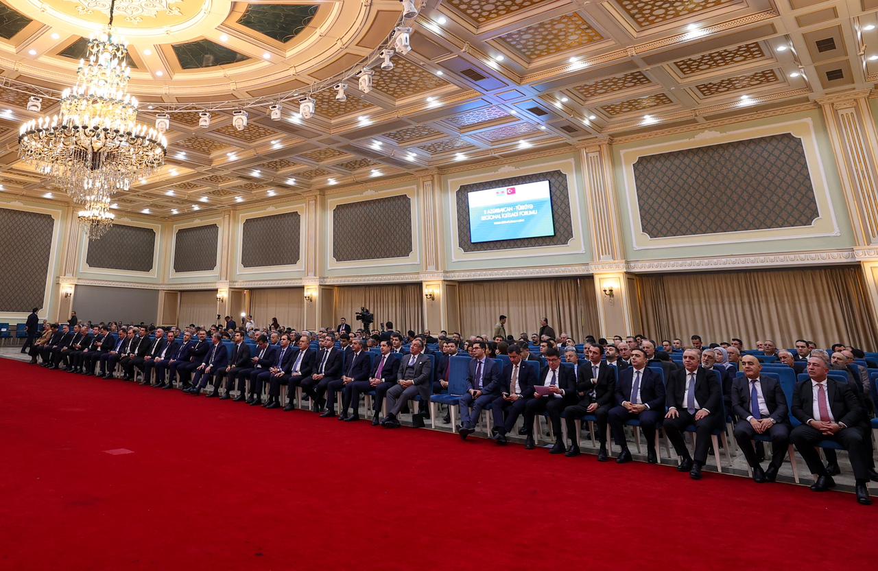 Naxçıvanda 2-ci Azərbaycan-Türkiyə Regional İqtisadi Forumu keçirilib (FOTO)