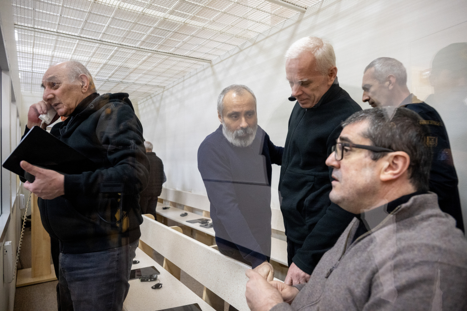 Ermənistan vətəndaşlarının məhkəməsində təqsirləndirilən şəxslərin vəkillərinin müdafiə çıxışı yekunlaşıb (FOTO)