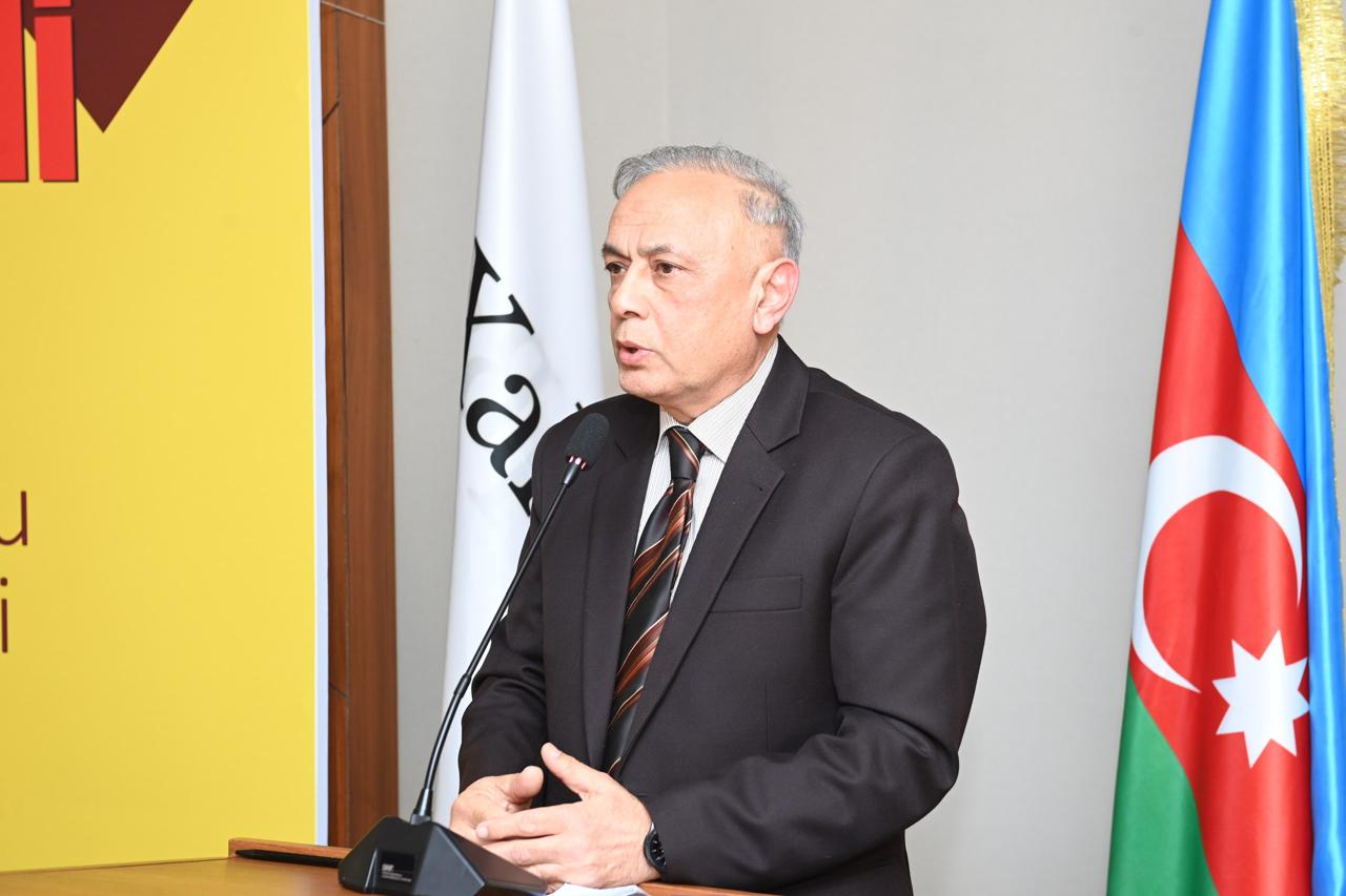 Mirzə Qədim İrəvani “Xalq Əmanəti” layihəsinin 26-cı nəşrində (FOTO)