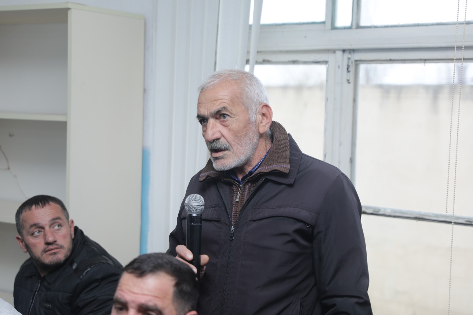 Xaçmaz rayonunun Yergüc kəndində növbəti səyyar qəbul keçirilib (FOTO)