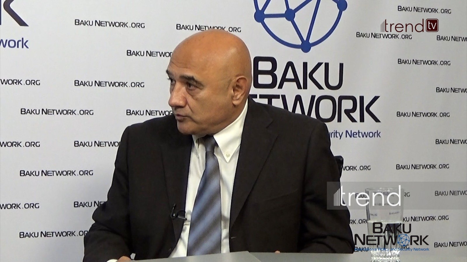 Bəşəriyyət mədəniyyət və mənəviyyat sayəsində dirçəliş qabiliyyətini daim qoruyub saxlayır - İnna Kostina "Tofiq Abbasovla dialoq" verilişində (FOTO/VİDEO)