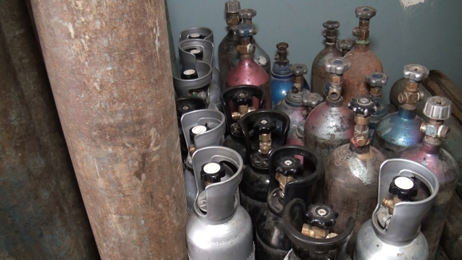 Sumqayıtda oksigen balonlarının doldurulması sexinin fəaliyyəti dayandırılıb (FOTO)