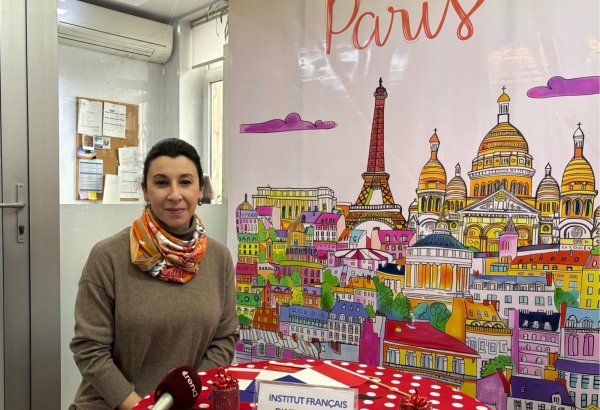 “Biz fransız dilini öyrənənlərin sayını artırmağa çalışırıq” – Sofi Laqut