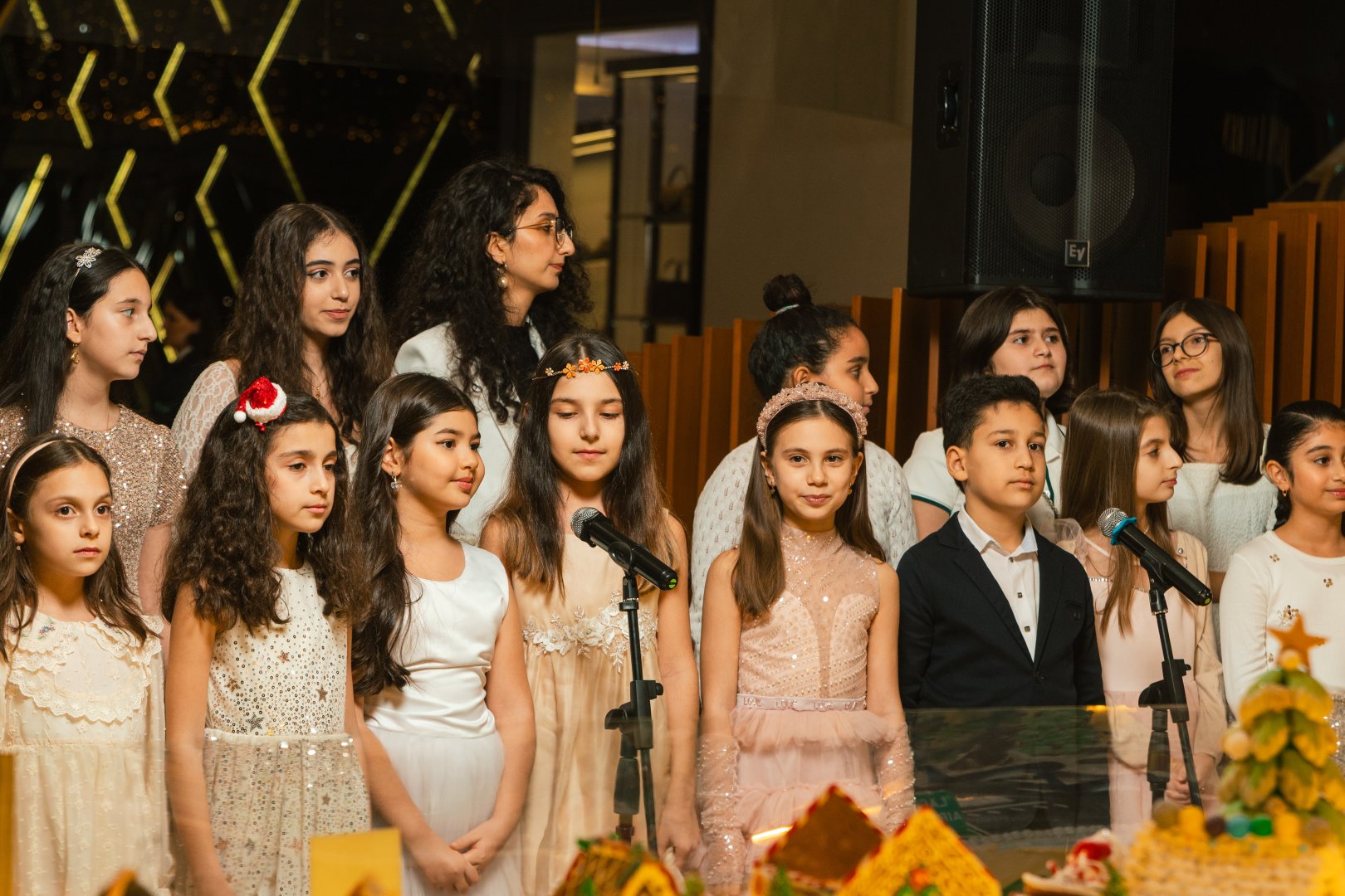 NARGIS Nəşriyyat evinin "Winter in Azerbaijan" adlı sərgisinin rəsmi açılışı baş tutub (FOTO)