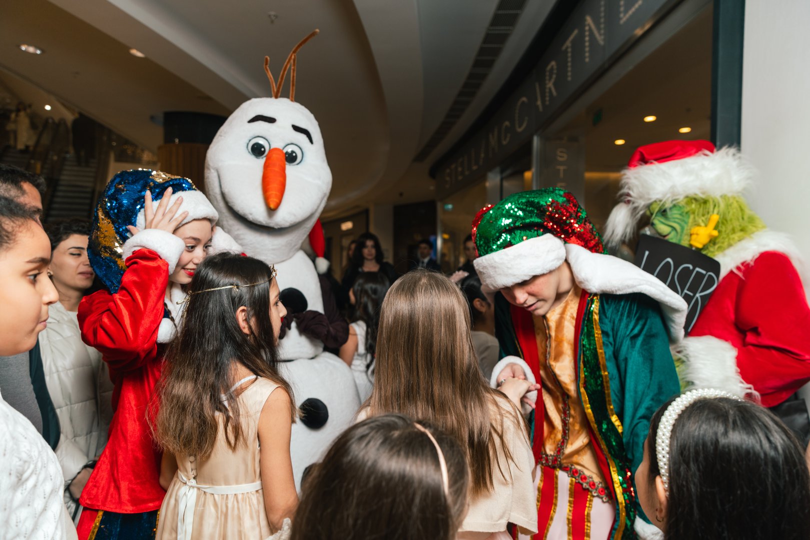 NARGIS Nəşriyyat evinin "Winter in Azerbaijan" adlı sərgisinin rəsmi açılışı baş tutub (FOTO)