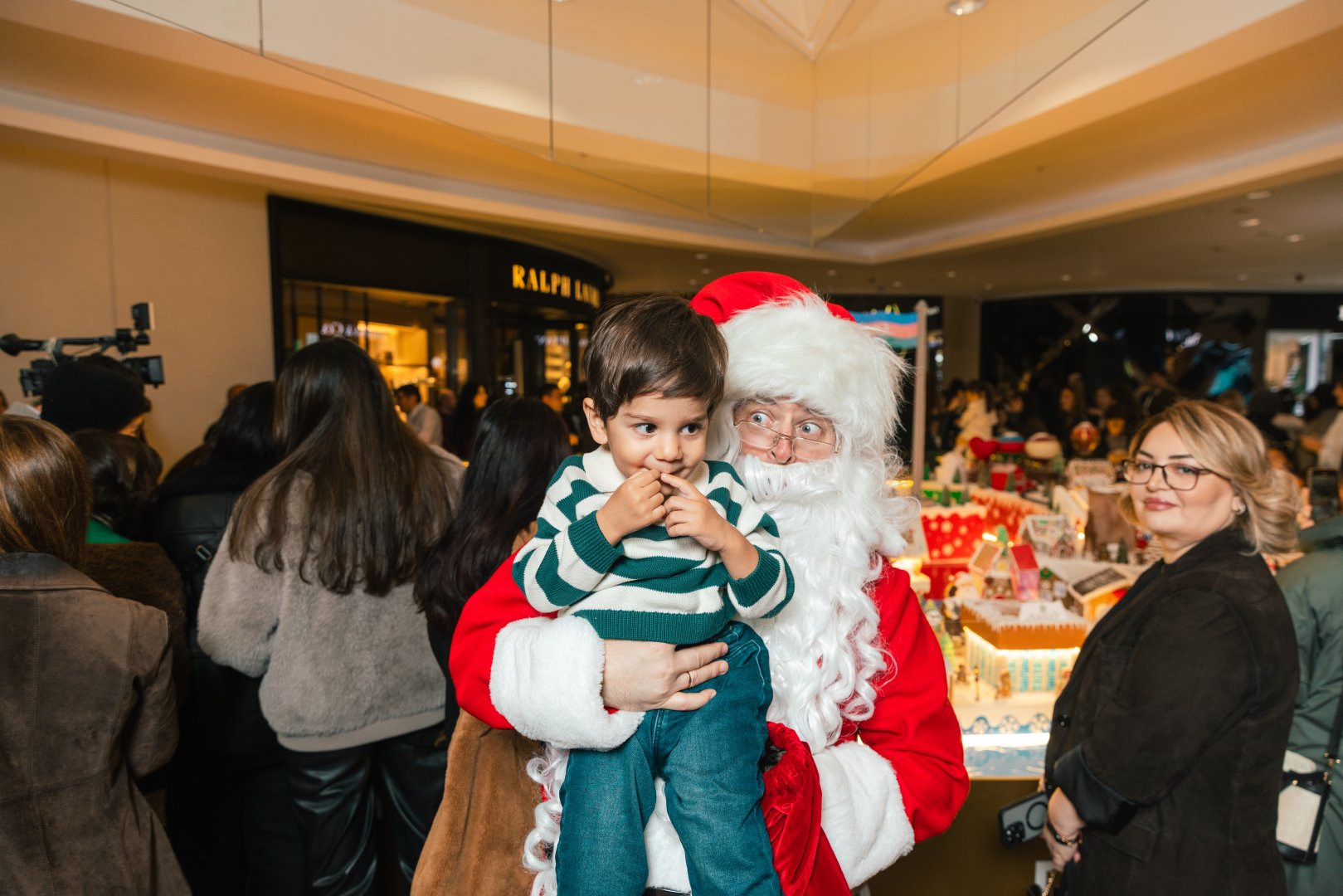 NARGIS Nəşriyyat evinin "Winter in Azerbaijan" adlı sərgisinin rəsmi açılışı baş tutub (FOTO)
