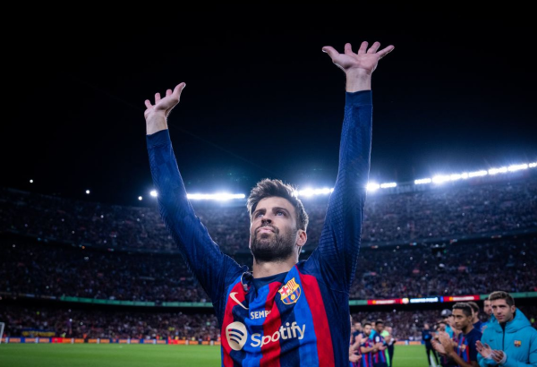 “Barselona” bu mövsüm bütün titulları qazana bilər – Pike