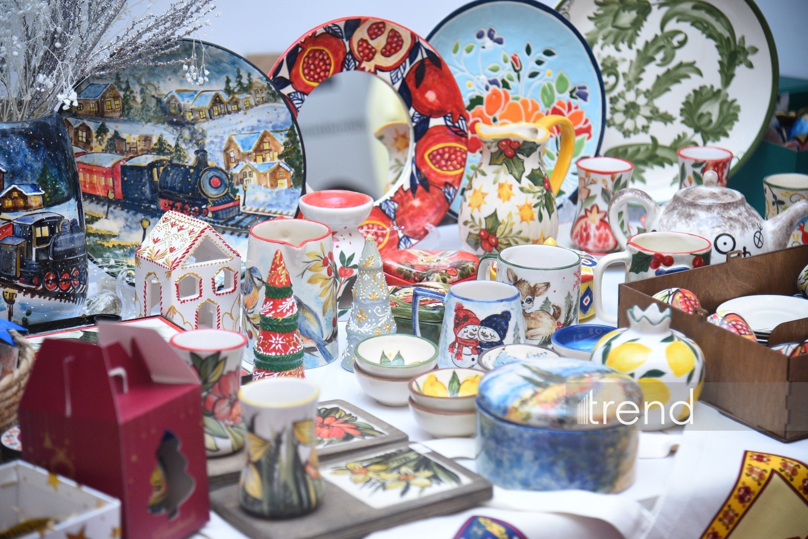 "İƏT Mədəniyyət Festivalı: Bakı Yaradıcı Həftə - 2025"in açılış mərasimində kreativ pavilyonlar və rəngarəng ekspozisiyalar təqdim olunub (FOTO)