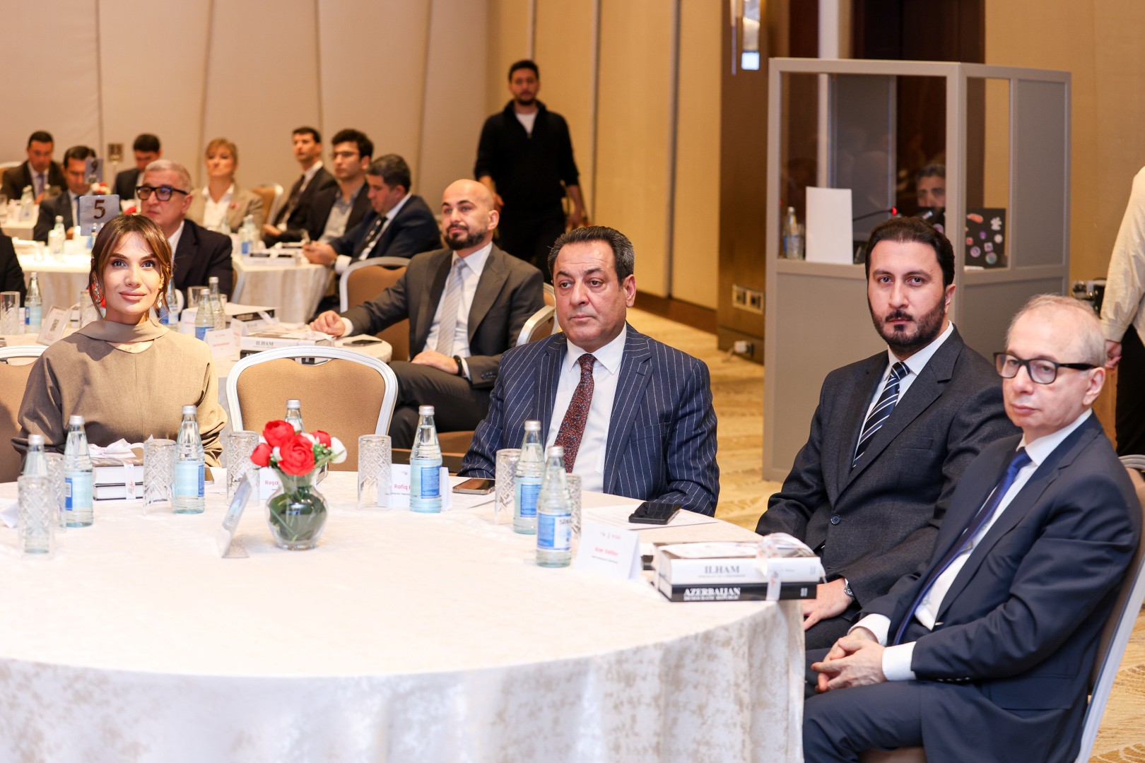 “Qarabağın Dirçəlişi: Azərbaycan İntibahının Hekayəsi” innovativ kitab layihəsinin təqdimatı keçirilib (FOTO)