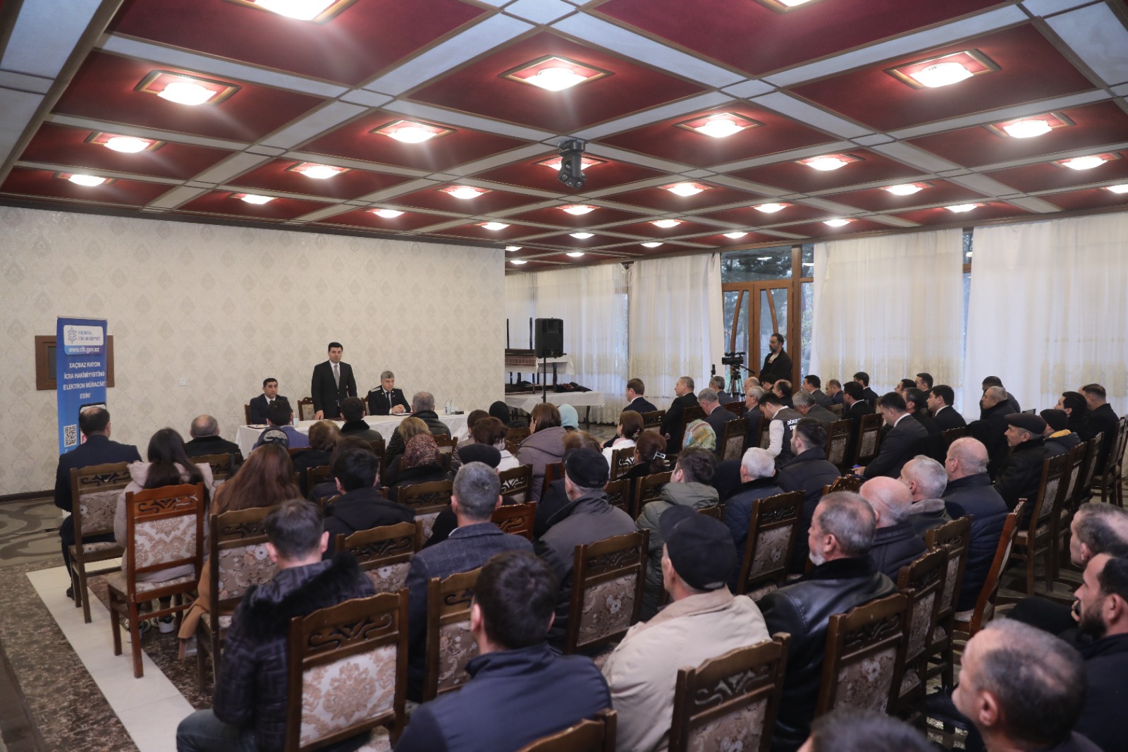 Xaçmazın Köhnə Xudat kəndində növbəti səyyar qəbul keçirilib (FOTO)