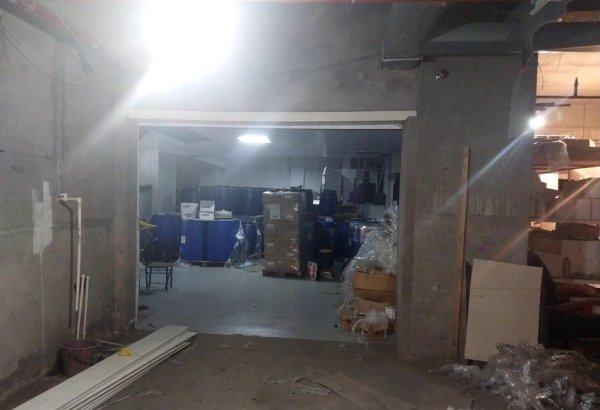 Kosmetoloji vasitələrin satışı anbarının fəaliyyəti dayandırılıb (FOTO)