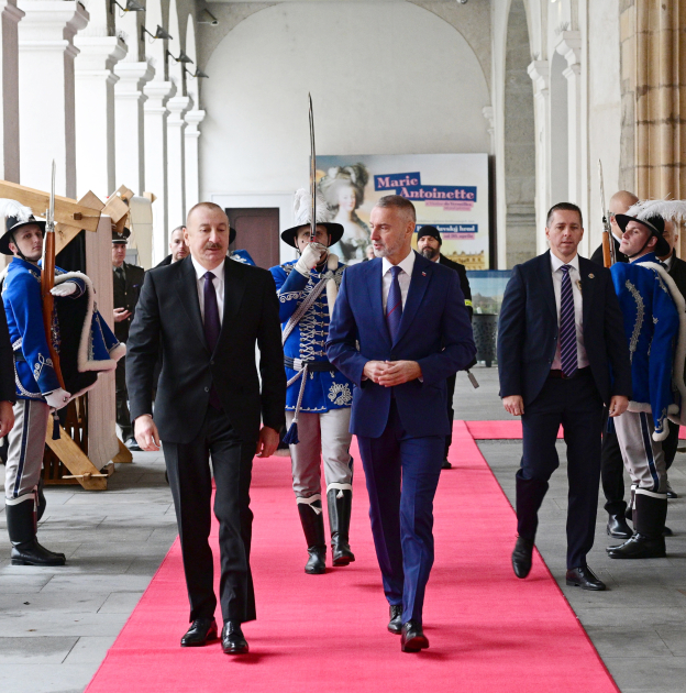 Prezident İlham Əliyevin Slovakiya Milli Şurasının sədri ilə təkbətək və geniş tərkibdə görüşləri olub (FOTO)