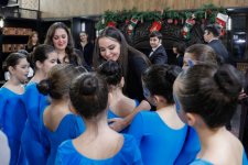 SOCAR-ın dəstəyi ilə hazırlanmış “Qara qızılın sirri” adlı kitabın təqdimatı keçirilib (FOTO)