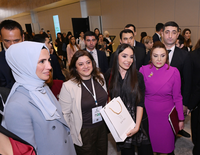 İƏT Mədəniyyət Festivalı çərçivəsində Qadınların Yaradıcı Forumu keçirilib (FOTO)