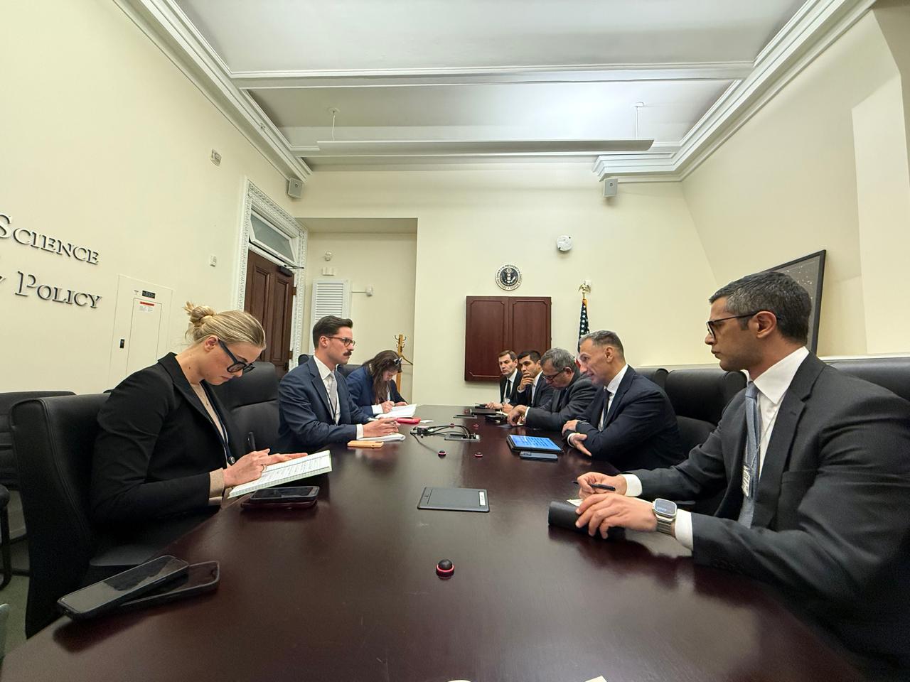 Rəşad Nəbiyev “Ağ Ev”in Elm və Texnologiya Siyasəti Ofisinin rəhbəri İtan Klayn ilə görüşüb