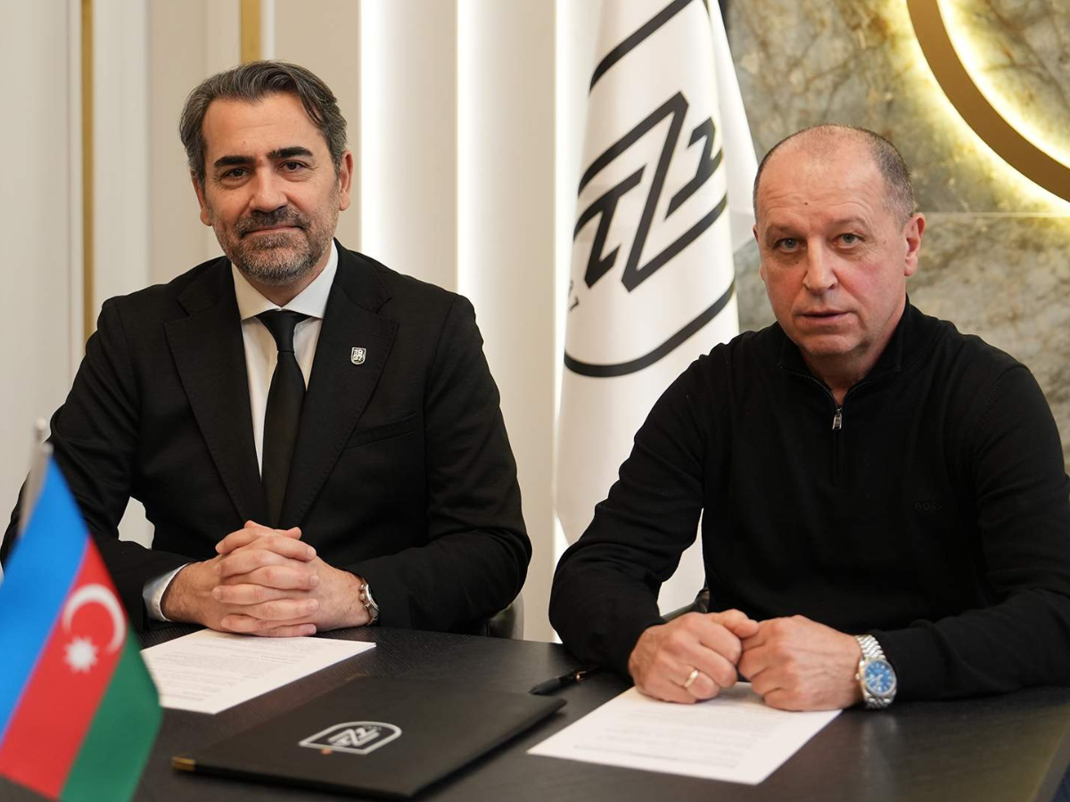 “Neftçi”yə yeni baş məşqçi təyin edilib