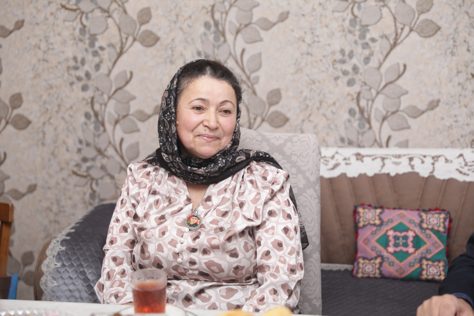 Xaçmazın İcra başçısı Xaspoladoba kəndində şəhid Rəhim İmamovun ailəsini ziyarət edib (FOTO)