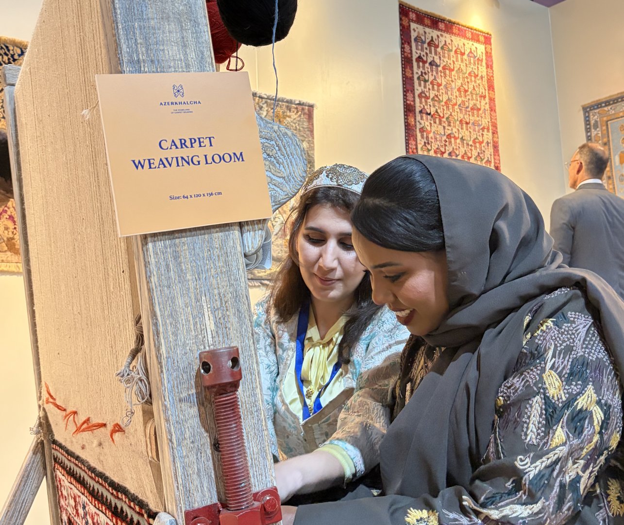 “Azərxalça” ASC Bəhreyndə ilin ən böyük sərgisi Mara'ee 2025 - in iştirakçısı oldu