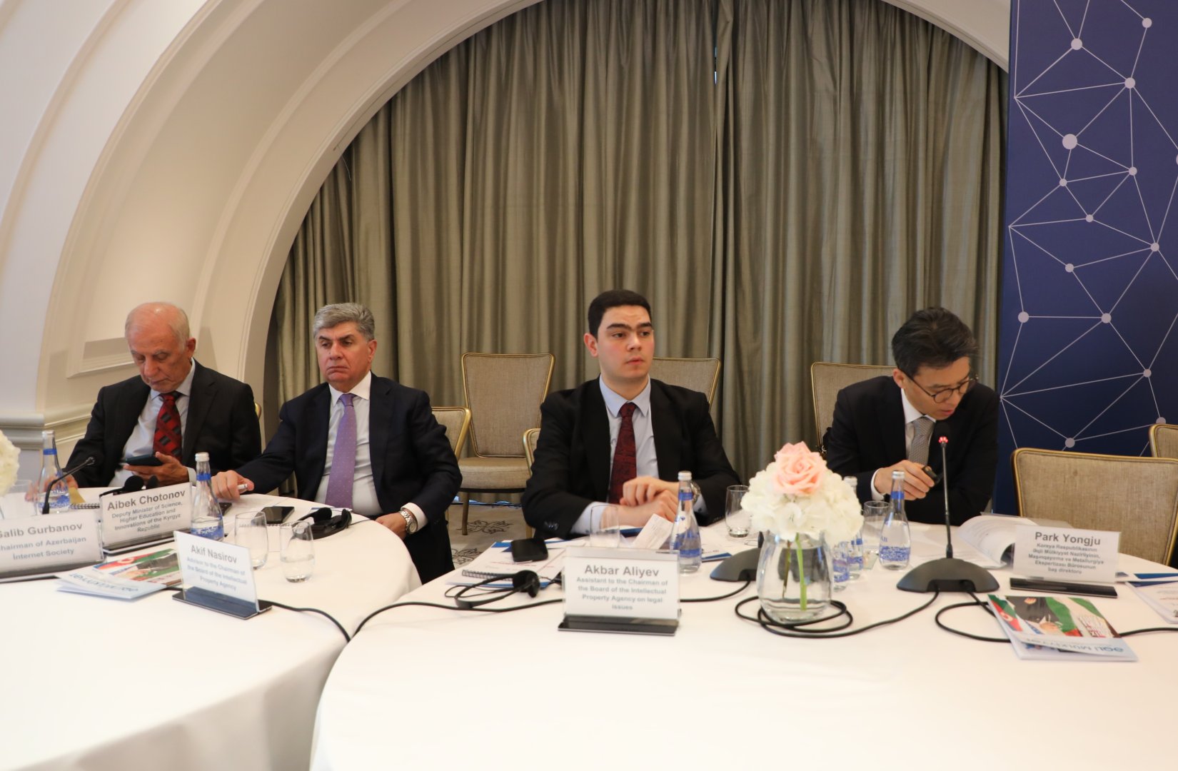 “Əqli mülkiyyət və süni intellekt” mövzusunda beynəlxalq konfransın birinci günü yekunlaşıb (YENİLƏNİB)