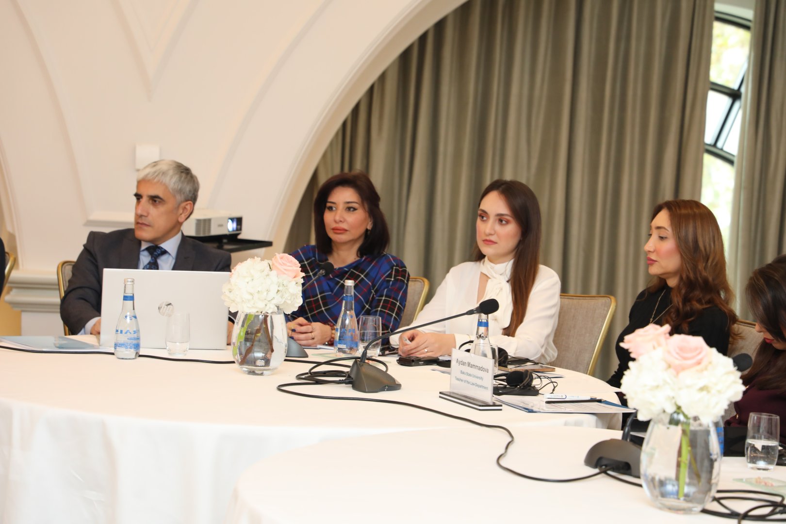 “Əqli mülkiyyət və süni intellekt” mövzusunda beynəlxalq konfransın birinci günü yekunlaşıb (YENİLƏNİB)