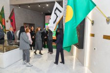 “Azərpoçt” MMC “Konstitusiya və Suverenlik İli”nə həsr olunmuş poçt markasını təqdim edib (FOTO)