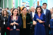 Heydər Əliyev Fondunun vitse-prezidenti Leyla Əliyeva Türkmənistanda beynəlxalq konfransda iştirak edib (FOTO)