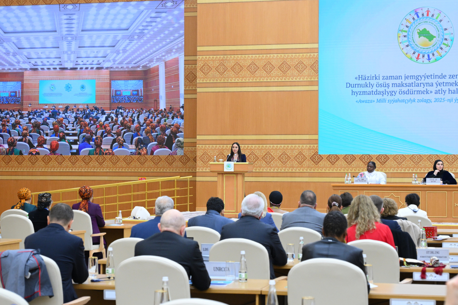 Heydər Əliyev Fondunun vitse-prezidenti Leyla Əliyeva Türkmənistanda beynəlxalq konfransda iştirak edib (FOTO)