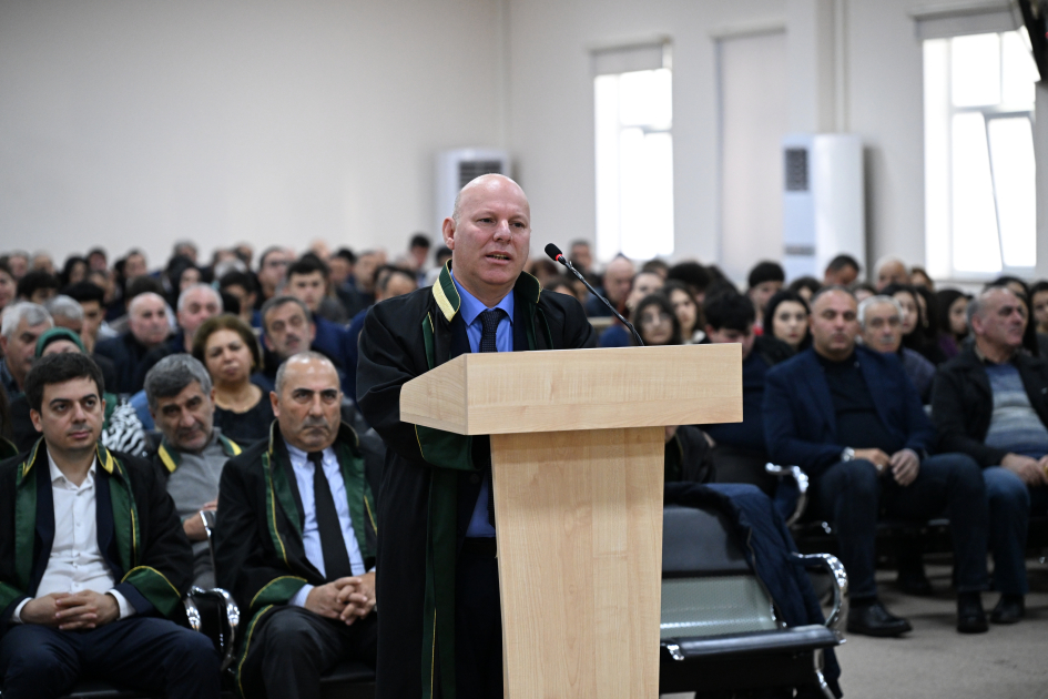 Ermənistan vətəndaşlarının məhkəməsində təqsirləndirilən şəxslərə son söz verilib (FOTO)