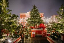 Moskva sizi Yeni il möcüzələri dünyasına səyahətə dəvət edir (FOTO)