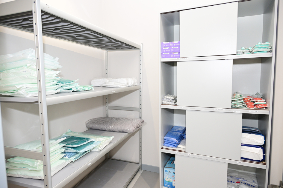 Heydər Əliyev Fondunun vitse-prezidenti Leyla Əliyeva Liv Bona Dea Hospitalında Sümük iliyi nəqli mərkəzinin açılış mərasimində iştirak edib (FOTO)