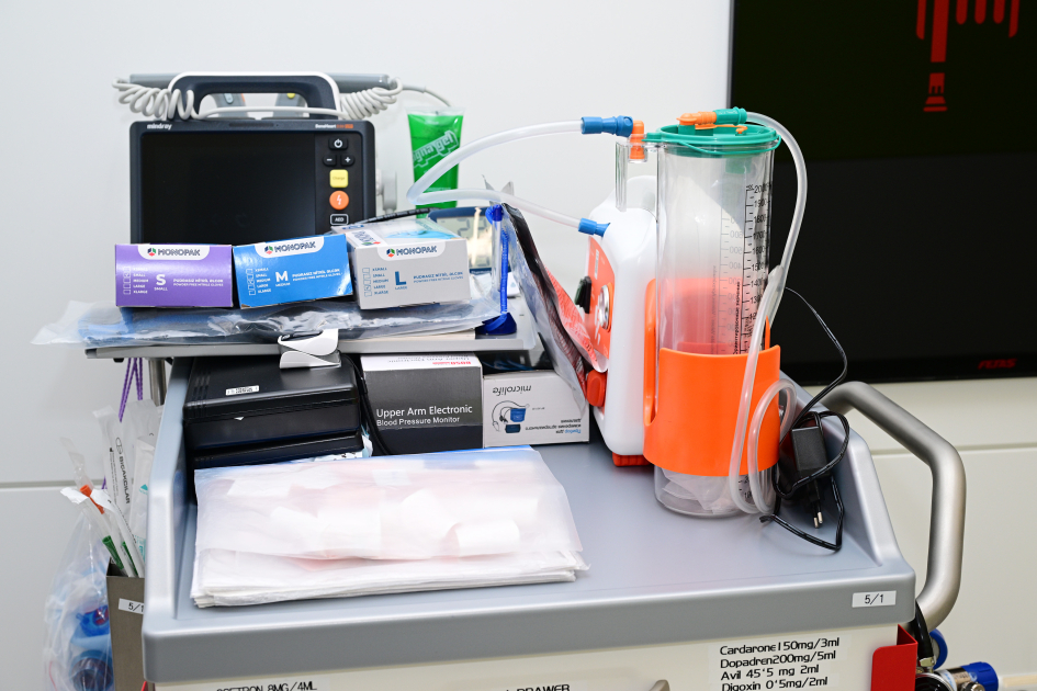 Heydər Əliyev Fondunun vitse-prezidenti Leyla Əliyeva Liv Bona Dea Hospitalında Sümük iliyi nəqli mərkəzinin açılış mərasimində iştirak edib (FOTO)