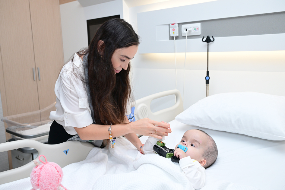Heydər Əliyev Fondunun vitse-prezidenti Leyla Əliyeva Liv Bona Dea Hospitalında Sümük iliyi nəqli mərkəzinin açılış mərasimində iştirak edib (FOTO)