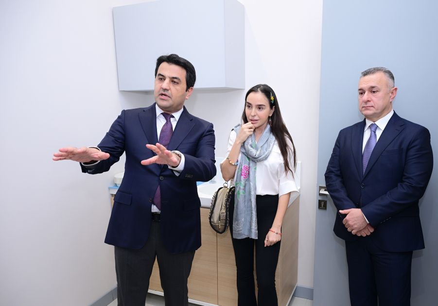 Heydər Əliyev Fondunun vitse-prezidenti Leyla Əliyeva Liv Bona Dea Hospitalında Sümük iliyi nəqli mərkəzinin açılış mərasimində iştirak edib (FOTO)